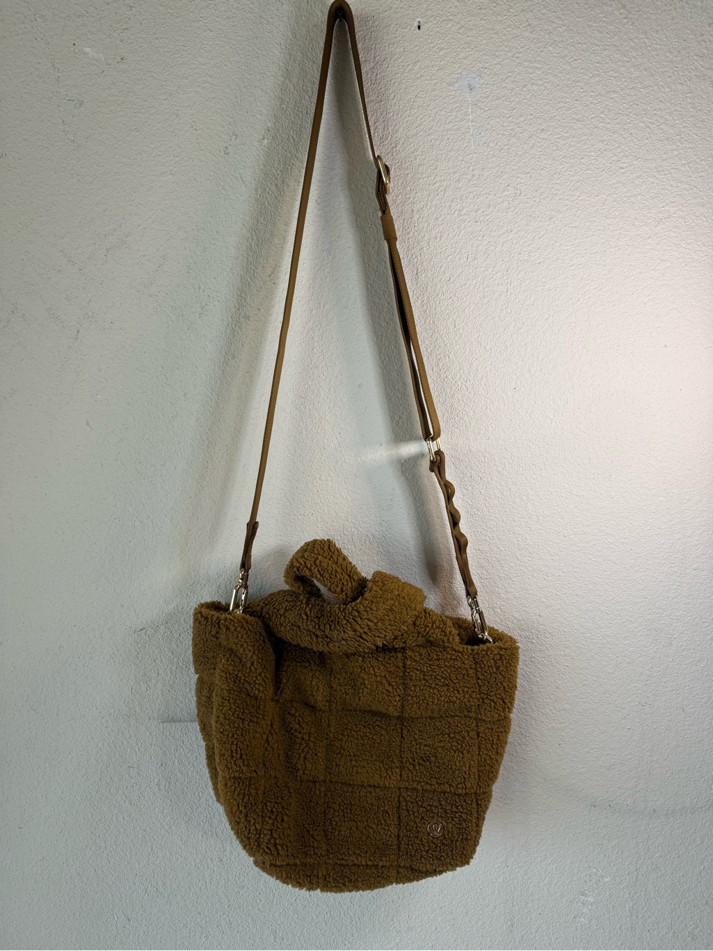 Lululemon Athletica Teddy Fleece Bucket Crossbody - Brown